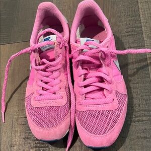 Nike Pink Sneakers